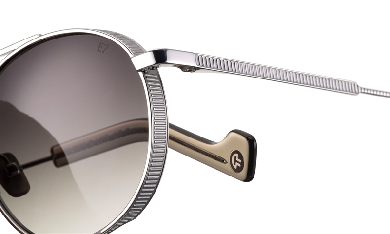 ENTOURAGE OF 7 IZUMI Solbrille (Form: Rund - Farve: Sølv)