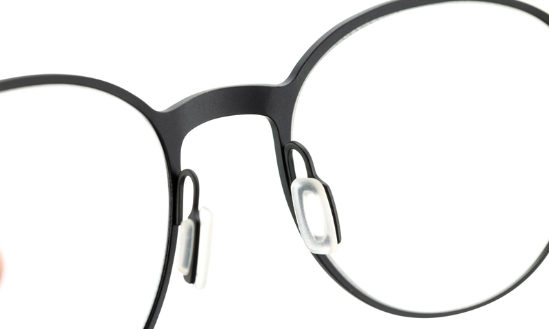 BLAC HENRIK Brillestel (Form: Rund - Farve: Sort)