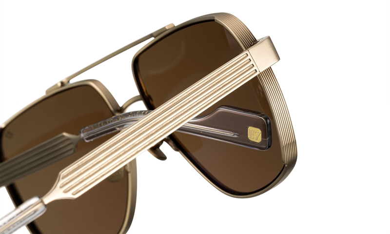 ENTOURAGE OF 7 ISAMU Solbrille (Form: Firkantet - Farve: Guld)