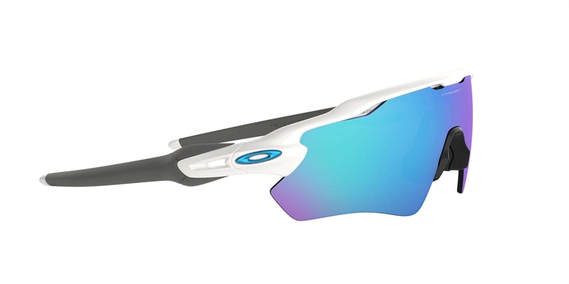 OAKLEY SUNGLASSES 0OO9208 Solbrille (Form: Firkantet - Farve: Hvid)